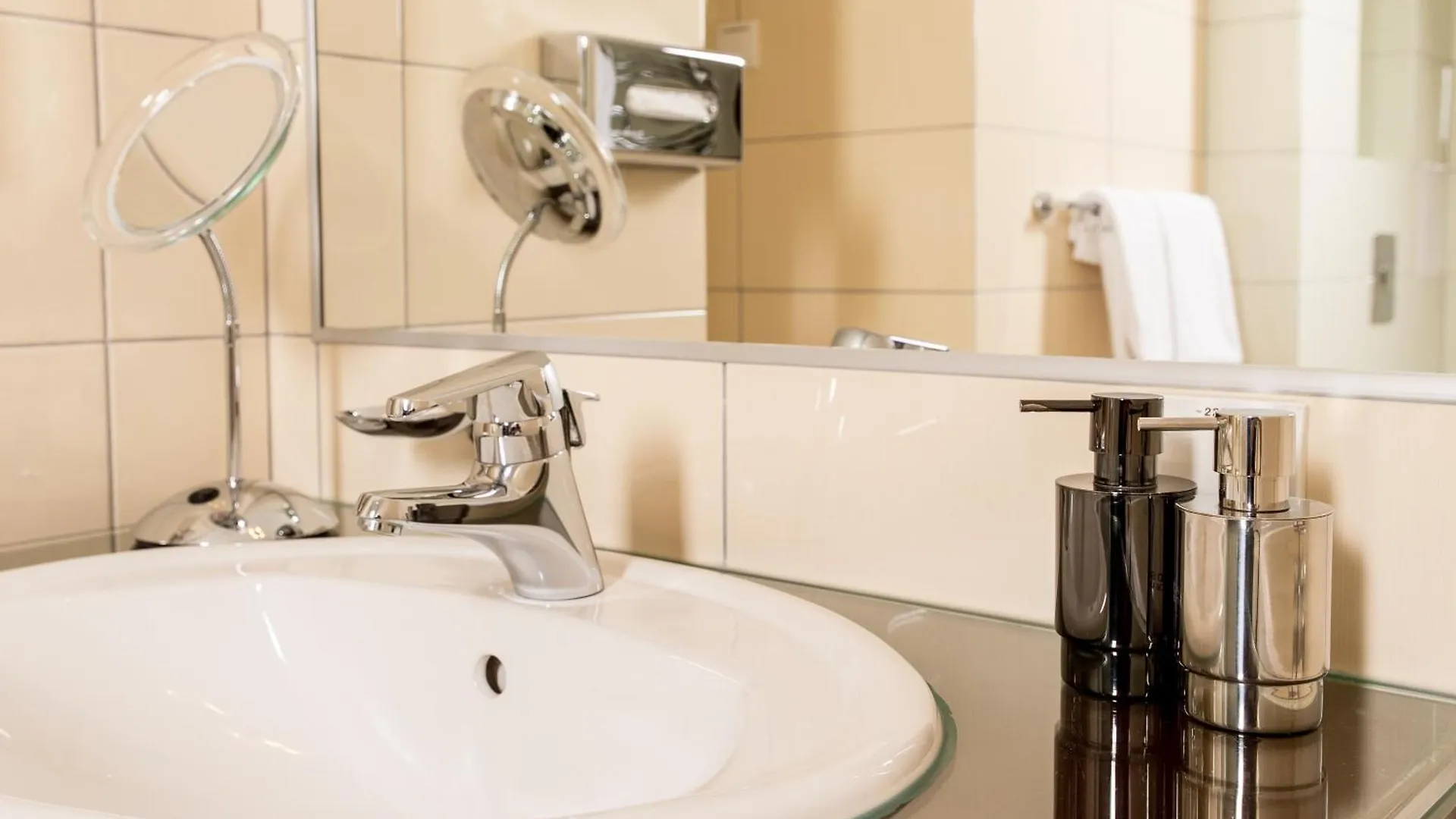 Senator City Center Kiev Apart Otel